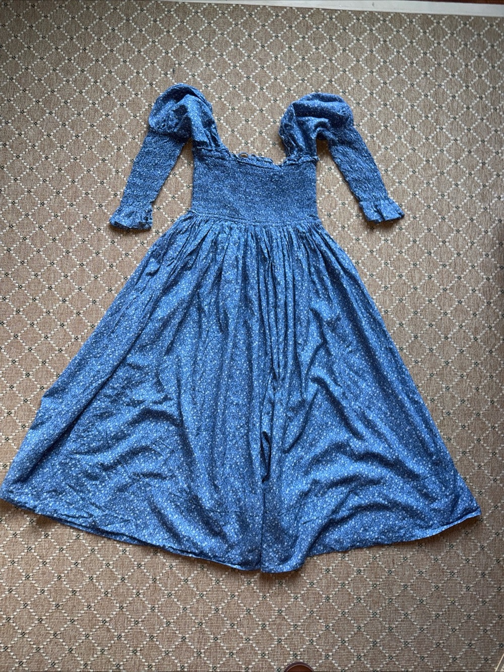 Doen Bijou Midblue California Wildflower Midi Dress with Puff Sleeves - Picture 2 of 9